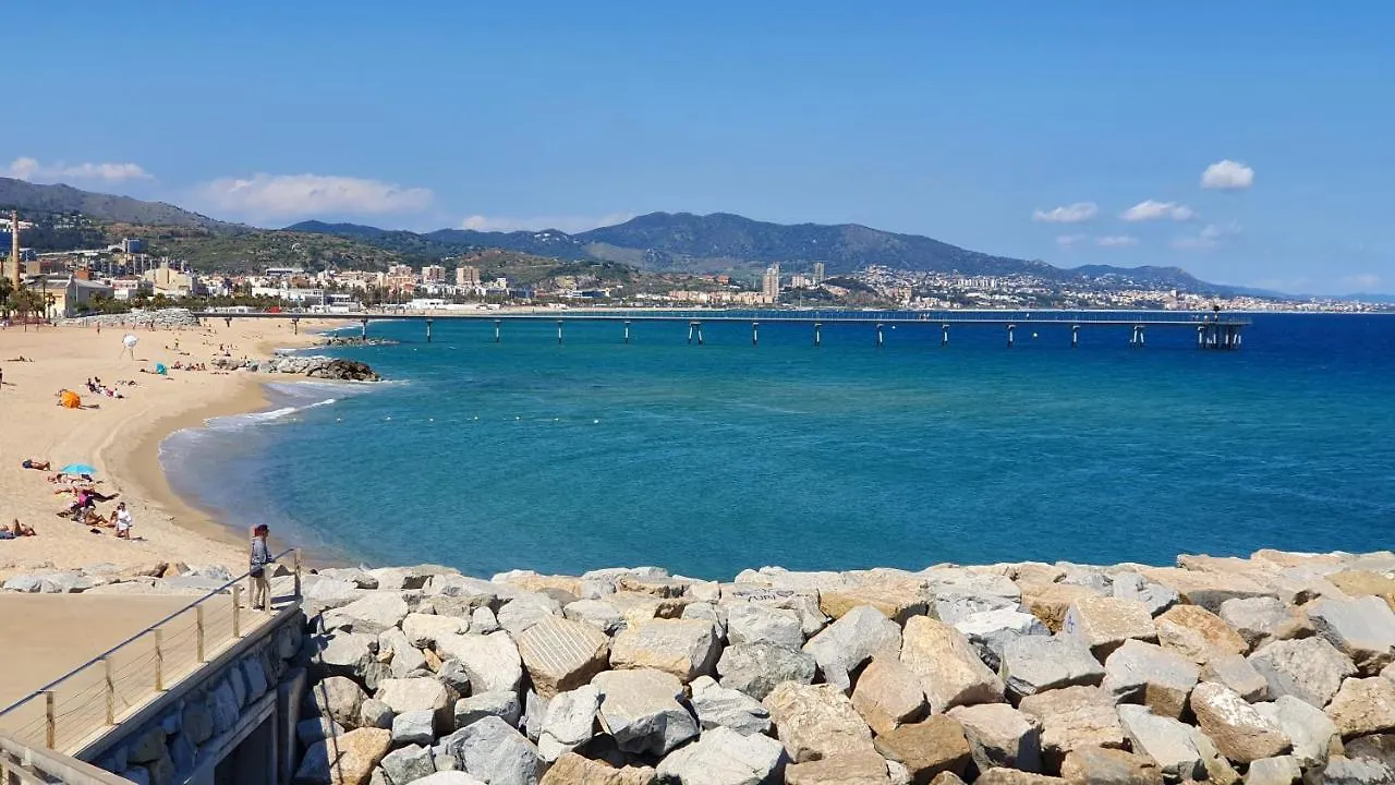 Apart-Hotel Miramar Badalona