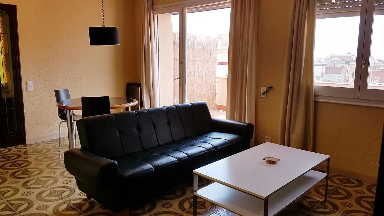 Apart-Hotel Miramar Badalona
